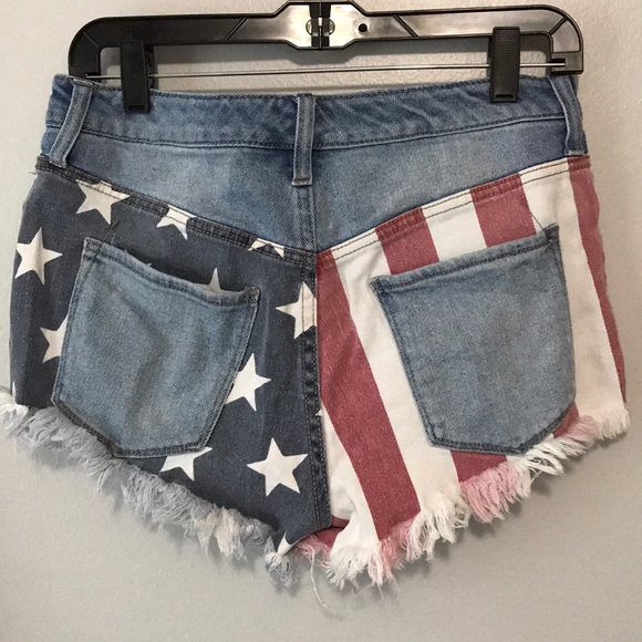 Mossimo high rise jean shorts - Picture 2 of 2